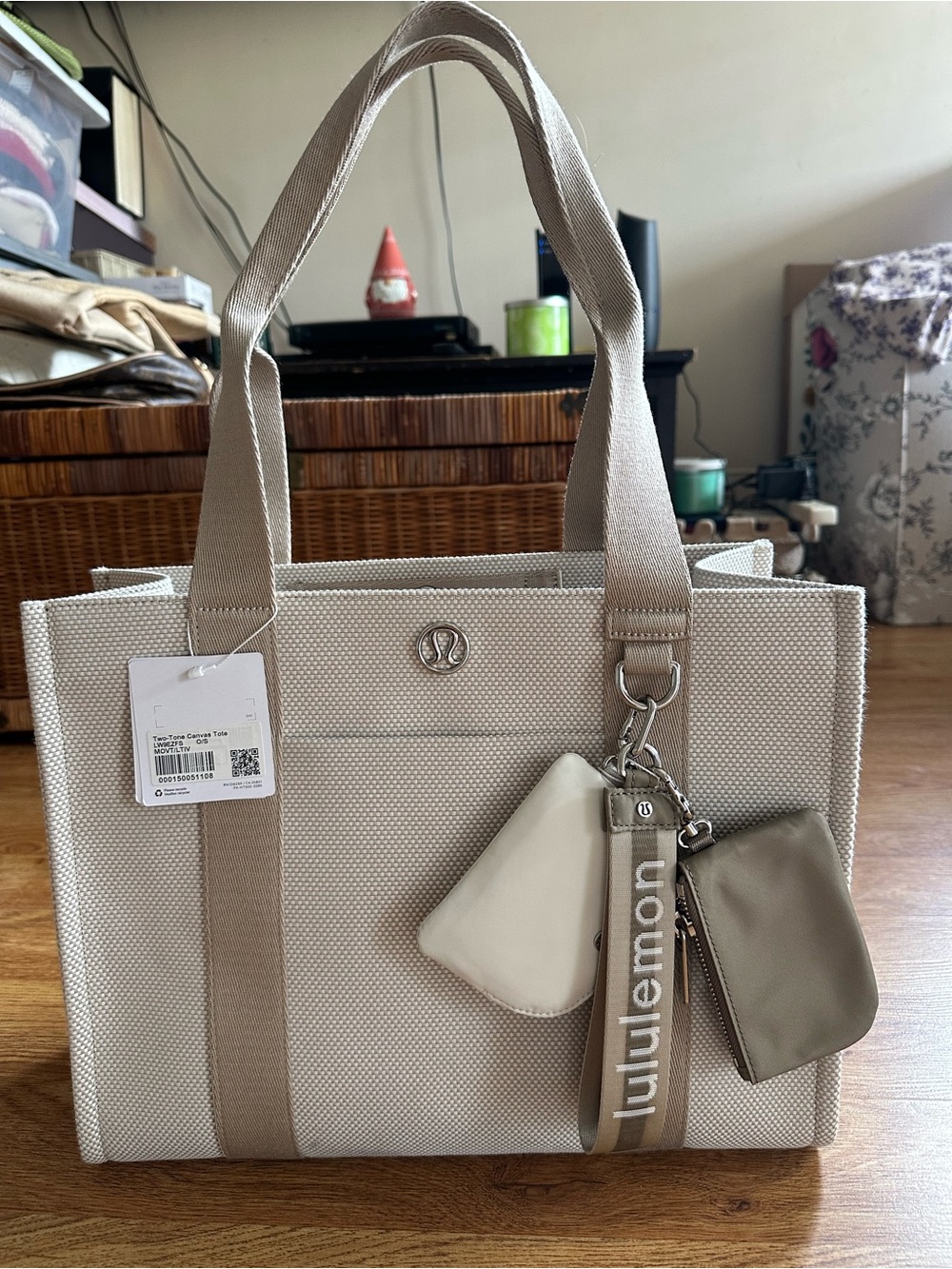 lululemon athletica Beige and Cream Canvas Tote with Key Pouches